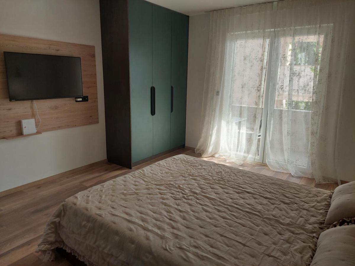 Apartmani Diana ビオグラード・ナ・モル エクステリア 写真
