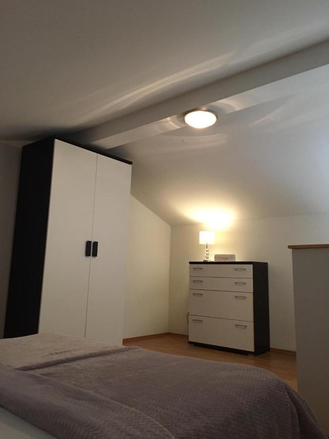 Apartmani Diana ビオグラード・ナ・モル エクステリア 写真